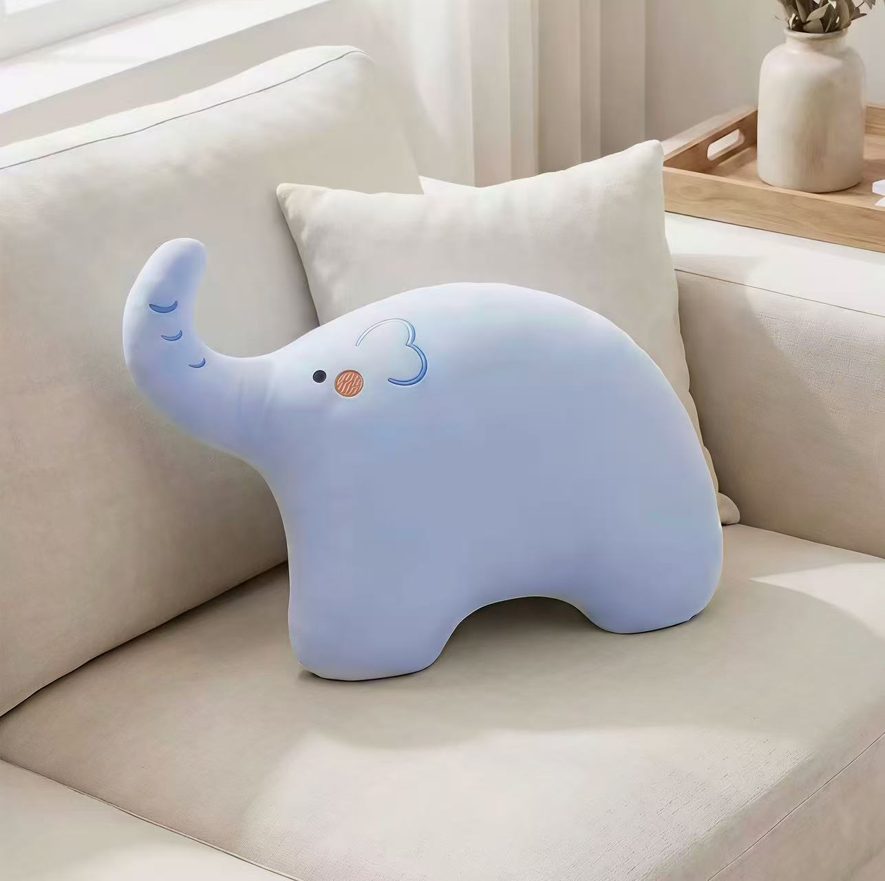 Ice Silk Embroidered Cartoon Cushion Pillow with Foam Bead Filling
